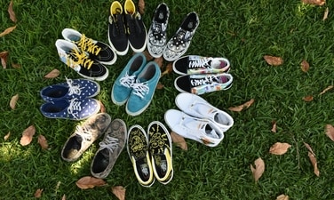 Sneakers for women (Pexels) Sneakers for women (Pexels)