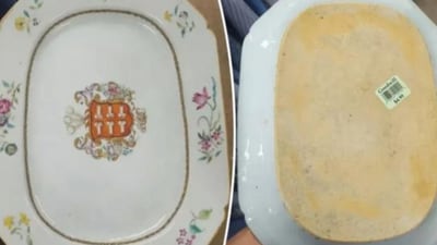 John Carcerano was browsing through items at a Goodwill store when he spotted the plate. (X/@Duy_Turkiye) John Carcerano was browsing through items at a Goodwill store when he spotted the plate. (X/@Duy_Turkiye)