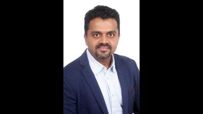 Associate professor in PGIMER’s orthopedic department Dr Sandeep Patel is the first Indian orthopaedic surgeon to have a fracture named after him. (HT Photo)