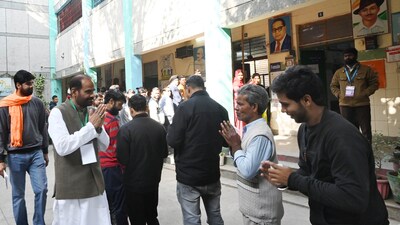 BJP leader and Kalkaji candidate Ramesh Bidhuri visited a polling booth at MCD Primary School, Govindpuri, in New Delhi's Kalkaji constituency during the Delhi Assembly election on Wednesday. (HT Photo/ Arvind Yadav) BJP leader and Kalkaji candidate Ramesh Bidhuri visited a polling booth at MCD Primary School, Govindpuri, in New Delhi's Kalkaji constituency during the Delhi Assembly election on Wednesday. (HT Photo/ Arvind Yadav)