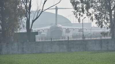 A US military C-17 transport aircraft carrying several Indians deported for illegal immigration landed in Amritsar. (Sameer Sehgal/HT)