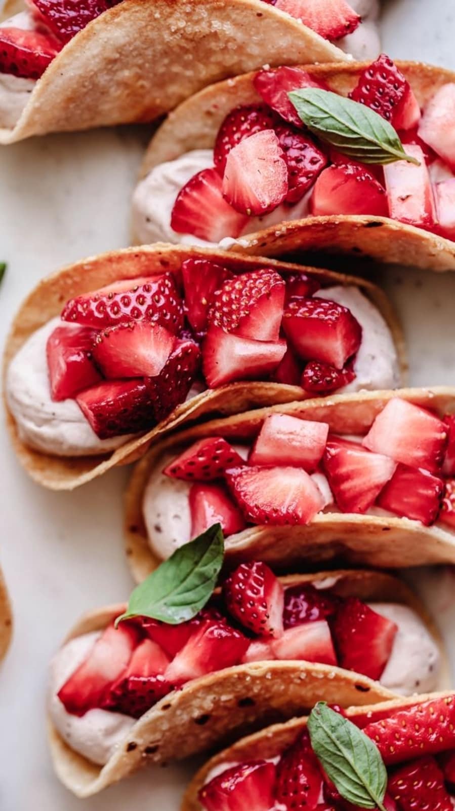 strawberrydesserttacos984