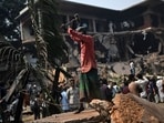Thousands of protesters set fire to the residence of Bangladesh founder Sheikh Mujibur Rahman in Dhaka. Thousands of protesters set fire to the residence of Bangladesh founder Sheikh Mujibur Rahman in Dhaka.