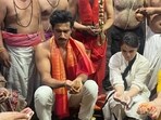 Vicky Kaushal visited the Shri Grishneshwar Jyotirlinga in Ellora, Chhatrapati Sambhaji Nagar. Vicky Kaushal visited the Shri Grishneshwar Jyotirlinga in Ellora, Chhatrapati Sambhaji Nagar.