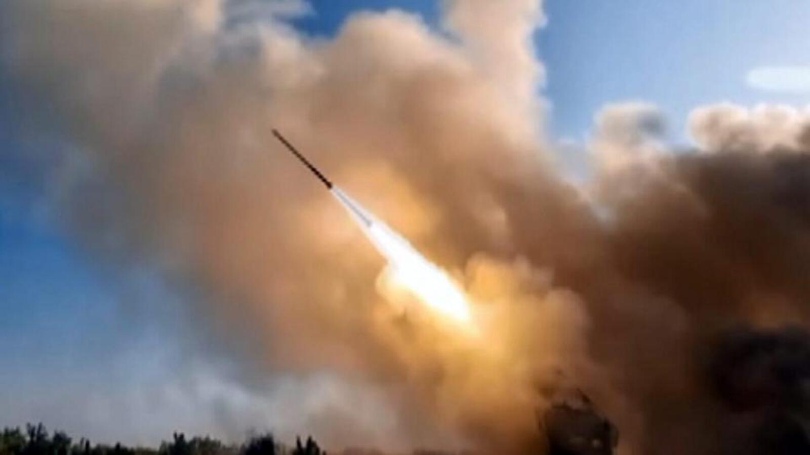 Defence ministry inks ₹10,000 crore deals to boost army’s firepower | Latest News India Defence ministry inks ₹10,000 crore deals to boost army’s firepower | Latest News India