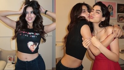 Janhvi Kapoor and Khushi Kapoor after Loveyapa's screening Janhvi Kapoor and Khushi Kapoor after Loveyapa's screening