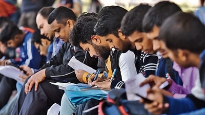 Several lakh appointments have been issued by Central government ministries and departments between 2022 - 2023, as claimed by the Centre in Rajya Sabha. (Hindustan Times)