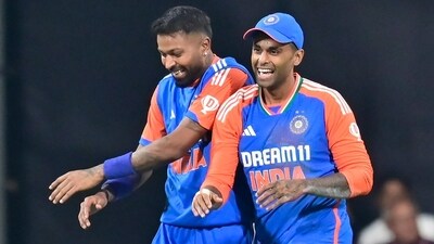 Hardik Pandya and Suryakumar Yadav celebrates wicket of Brydon Carse, during T20 match  between India Vs England, at Wankhade Stadium, in Mumbai, India, on Sunday, February 2 (Hindustan Times)