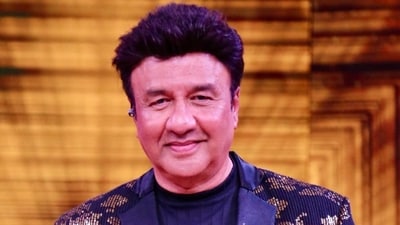 Bollywood composer and singer Anu Malik and his wife Anju Malik have sold two apartments for around ₹15 crore in Mumbai's Santacruz West area. (HT Files ) Bollywood composer and singer Anu Malik and his wife Anju Malik have sold two apartments for around ₹15 crore in Mumbai's Santacruz West area. (HT Files )