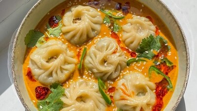 Jhol momo Jhol momo