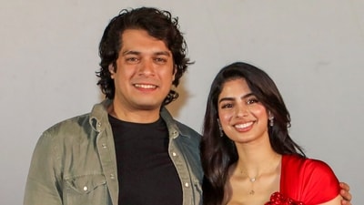 Junaid Khan and Khushi Kapoor star together in their theatrical debut movie Loveyapa. (Sunil Khandare ) Junaid Khan and Khushi Kapoor star together in their theatrical debut movie Loveyapa. (Sunil Khandare )