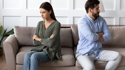 If it's not working out, despite giving everything, consider breaking up. (Shutterstock)