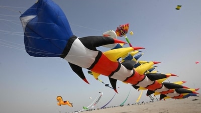 Al-Farsi Kite Festival involves flying kites of various sizes and shapes, providing entertainment and excitement for people of all ages. (AFP) Al-Farsi Kite Festival involves flying kites of various sizes and shapes, providing entertainment and excitement for people of all ages. (AFP)