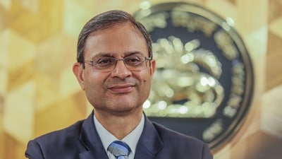 RBI MPC meeting 2025: Sanjay Malhotra, governor of the Reserve Bank of India (RBI), during a news conference in Mumbai, India, on Wednesday, Dec. 11, 2024. (Dhiraj Singh/Bloomberg) RBI MPC meeting 2025: Sanjay Malhotra, governor of the Reserve Bank of India (RBI), during a news conference in Mumbai, India, on Wednesday, Dec. 11, 2024. (Dhiraj Singh/Bloomberg)