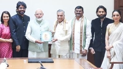 Amala Akkineni, Nagarjuna, Naga Chaitanya and Sobhita Dhulipala with PM Narendra Modi. Amala Akkineni, Nagarjuna, Naga Chaitanya and Sobhita Dhulipala with PM Narendra Modi.