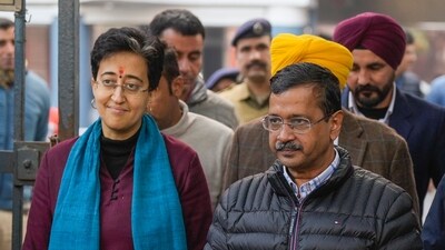 New Delhi: AAP national convener Arvind Kejriwal (right) with Delhi chief minister and party leader Atishi leaves from the Election Commission office, in New Delhi, (PTI)