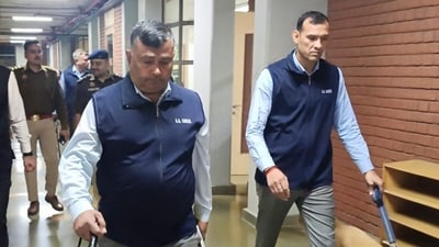 FILE: A bomb squad team search a school after several schools received a bomb threats, in Noida, (PTI) FILE: A bomb squad team search a school after several schools received a bomb threats, in Noida, (PTI)