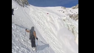 A German skier was swept down Mont Blanc by an avalanche but survived using an airbag. (X/ Collin Rugg) A German skier was swept down Mont Blanc by an avalanche but survived using an airbag. (X/ Collin Rugg)