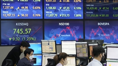 Asian stock markets followed Wall Street lower on Thursday after the Federal Reserve delivered another big interest rate hike to cool galloping inflation and raised its outlook for more. (AP Photo/Ahn Young-joon) Asian stock markets followed Wall Street lower on Thursday after the Federal Reserve delivered another big interest rate hike to cool galloping inflation and raised its outlook for more. (AP Photo/Ahn Young-joon)