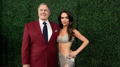Former NFL head coach Bill Belichick and girlfriend Jordon Hudson, pose on the red carpet at the NFL Honors award show ahead of the Super Bowl 59 football game, Thursday, Feb. 6, 2025, in New Orleans. (AP) Former NFL head coach Bill Belichick and girlfriend Jordon Hudson, pose on the red carpet at the NFL Honors award show ahead of the Super Bowl 59 football game, Thursday, Feb. 6, 2025, in New Orleans. (AP)