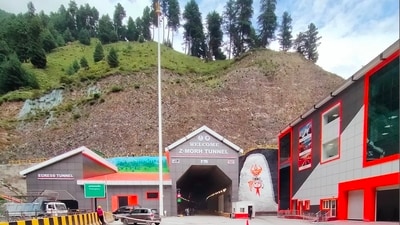 Z-Morh Tunnel is bringing tourists and jobs to Sonamarg. (Image by X/Amarrrrz) Z-Morh Tunnel is bringing tourists and jobs to Sonamarg. (Image by X/Amarrrrz)