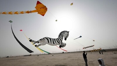 In 2005, the Alfarsi Kite Team from Kuwait entered the Guinness Book of Records by flying a 1,000 square metre kite, (AFP) In 2005, the Alfarsi Kite Team from Kuwait entered the Guinness Book of Records by flying a 1,000 square metre kite, (AFP)