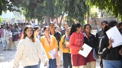 Students who appeared for Bihar School Examination Board Class 12 exam coming out of exam centre at D.A.V high school danapur in Patna.&nbsp; (Santosh Kumar )