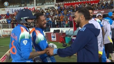 Virat Kohli (R) sharing a funny moment with Hardik Pandya (C) and Ravindra Jadeja (L) after 1st ODI victory (X) Virat Kohli (R) sharing a funny moment with Hardik Pandya (C) and Ravindra Jadeja (L) after 1st ODI victory (X)