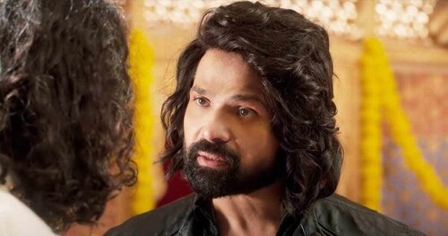 Himesh Reshammiya returns to the screen with Badass Ravikumar. Himesh Reshammiya returns to the screen with Badass Ravikumar.