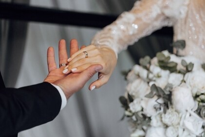 Don't trust your instinct for high-stakes decisions like marriage. (Shutterstock) Don't trust your instinct for high-stakes decisions like marriage. (Shutterstock)