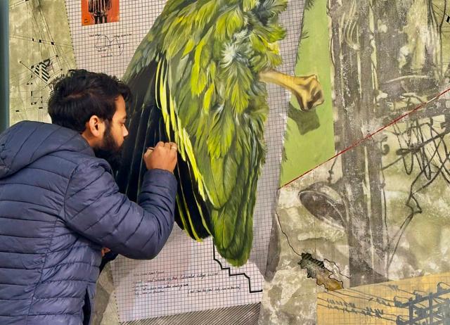 Deepak Kumar finds that he’s inspired by Davis’s use of earthy materials. Deepak Kumar finds that he’s inspired by Davis’s use of earthy materials.