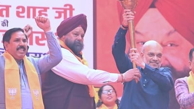 Home minister Amit Shah at an election rally with BJP’s Jangpura candidate Tarvinder Singh Marwah at Bhagwan Nagar Market (Jangpura) in New Delhi. (File image) (HT_PRINT) Home minister Amit Shah at an election rally with BJP’s Jangpura candidate Tarvinder Singh Marwah at Bhagwan Nagar Market (Jangpura) in New Delhi. (File image) (HT_PRINT)