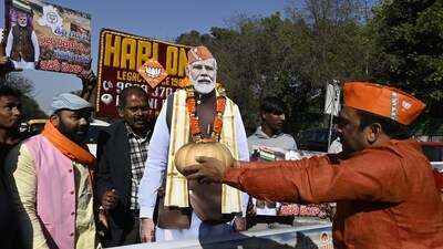 Prime Minister Narendra Modi has congratulated the people of the national capital for giving the party a "historic victory" in the 2025 assembly election. (Sanjeev Verma/Hindustan Times)