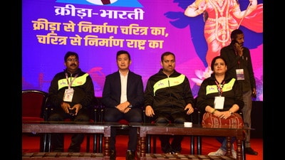 Bhaichung Bhutia, second from left sitting with other dignitaries at Khel Mahakumbh (HT Photo) Bhaichung Bhutia, second from left sitting with other dignitaries at Khel Mahakumbh (HT Photo)