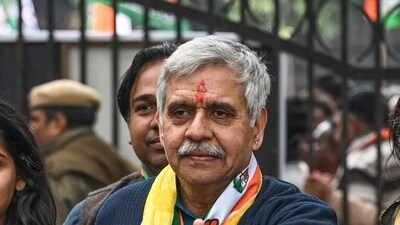 Sandeep Dikshit is contesting on Congress ticket from the New Delhi assembly constituency. (HT_PRINT) Sandeep Dikshit is contesting on Congress ticket from the New Delhi assembly constituency. (HT_PRINT)
