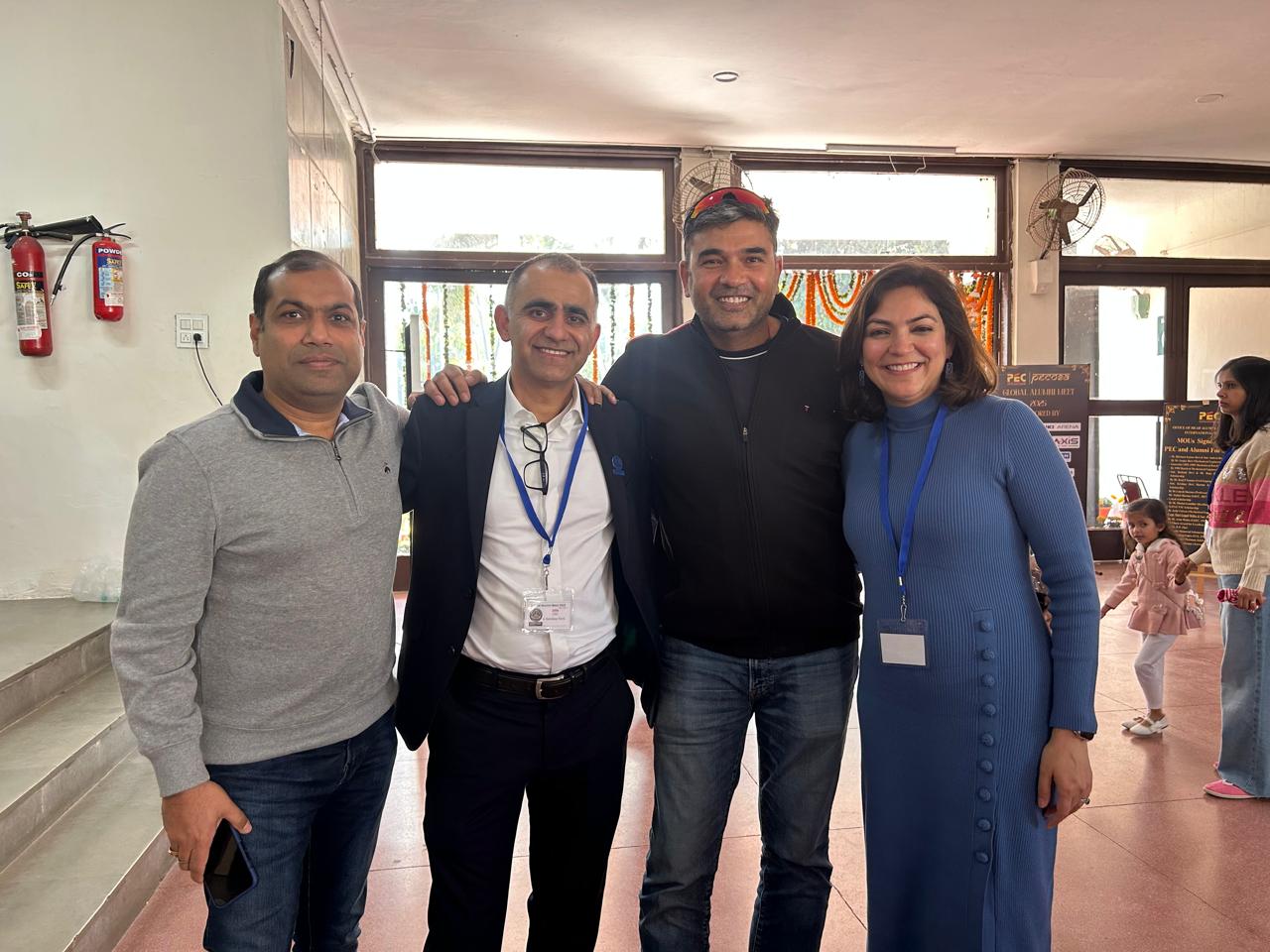 Now settled in USA, the group, all from the 2000 computer science batch, flew back to revisit their college days. (HT) Now settled in USA, the group, all from the 2000 computer science batch, flew back to revisit their college days. (HT)