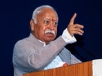 RSS chief during a visit to Kolkata visited the parents of the RG Kar victim RSS chief during a visit to Kolkata visited the parents of the RG Kar victim