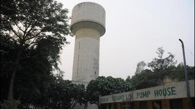 Meanwhile, the enforcement team on Saturday also sealed two properties in Sushant Lok One for unauthorised construction and one located in DLF phase-4, said officials. (Parveen Kumar) Meanwhile, the enforcement team on Saturday also sealed two properties in Sushant Lok One for unauthorised construction and one located in DLF phase-4, said officials. (Parveen Kumar)