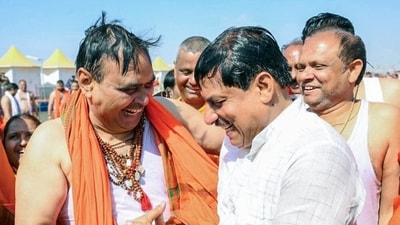 Rajasthan Chief Minister Bhajan Lal Sharma and Madhya Pradesh Chief Minister Mohan Yadav greet each other as they offer prayers at Triveni Sangam during the ongoing 'MahaKumbh', at Triveni Sangam in Prayagraj on Saturday. (ANI) Rajasthan Chief Minister Bhajan Lal Sharma and Madhya Pradesh Chief Minister Mohan Yadav greet each other as they offer prayers at Triveni Sangam during the ongoing 'MahaKumbh', at Triveni Sangam in Prayagraj on Saturday. (ANI)