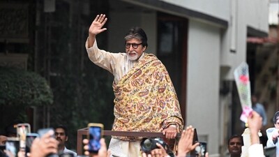 Mumbai real estate update: Four Bollywood stars, including Amitabh Bachchan, Akshay Kumar, Sonakshi Sinha, and director Subhash Ghai, sold their Mumbai flats in 2025 for over ₹122 crore. ( (Photo by Sujit JAISWAL / AFP)) Mumbai real estate update: Four Bollywood stars, including Amitabh Bachchan, Akshay Kumar, Sonakshi Sinha, and director Subhash Ghai, sold their Mumbai flats in 2025 for over ₹122 crore. ( (Photo by Sujit JAISWAL / AFP))
