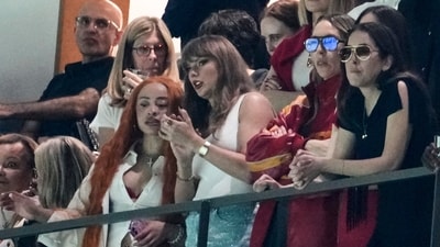 Ice Spice, from left, Taylor Swift, Este Haim and Alana Haim watch during the first half of the NFL Super Bowl 59 football game between the Kansas City Chiefs and the Philadelphia Eagles, Sunday, Feb. 9, 2025, in New Orleans. (AP Photo/Gerald Herbert) (AP) Ice Spice, from left, Taylor Swift, Este Haim and Alana Haim watch during the first half of the NFL Super Bowl 59 football game between the Kansas City Chiefs and the Philadelphia Eagles, Sunday, Feb. 9, 2025, in New Orleans. (AP Photo/Gerald Herbert) (AP)