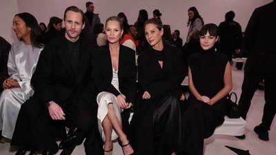 NEW YORK, NEW YORK - FEBRUARY 07: (L-R) Alexander Skarsg�rd, Kate Moss, Christy Turlington, and Grace Burns attend the Calvin Klein Collection fashion show during February 2025 New York Fashion Week on February 07, 2025 in New York City.   Jamie McCarthy/Getty Images/AFP (Photo by Jamie McCarthy / GETTY IMAGES NORTH AMERICA / Getty Images via AFP) (Getty Images via AFP)
