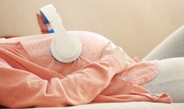 When unborn babies hear classical music, their hearts beat in different ways. (Shutterstock) When unborn babies hear classical music, their hearts beat in different ways. (Shutterstock)