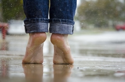 Here's how to prepare your feet and body before starting to walk barefoot (Pixabay) Here's how to prepare your feet and body before starting to walk barefoot (Pixabay)