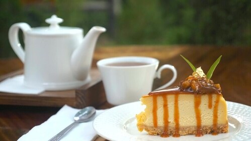 Caramel tea cake can be served with hot tea. (Shutterstock) Caramel tea cake can be served with hot tea. (Shutterstock)