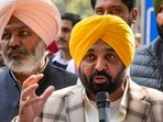 Punjab Chief Minister Bhagwant Mann with AAP MLAs talks to the media after a meeting with the party national convenor Arvind Kejriwal at the Kapurthala House, in New Delhi. Punjab Chief Minister Bhagwant Mann with AAP MLAs talks to the media after a meeting with the party national convenor Arvind Kejriwal at the Kapurthala House, in New Delhi.