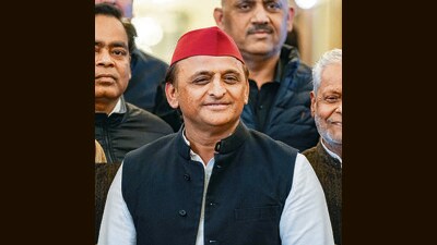 Akhilesh Yadav asked about the per capita income of the 800 million beneficiaries of the Centre’s monthly ration scheme, and what farmers will do to combat the climate crisis. (PTI) Akhilesh Yadav asked about the per capita income of the 800 million beneficiaries of the Centre’s monthly ration scheme, and what farmers will do to combat the climate crisis. (PTI)