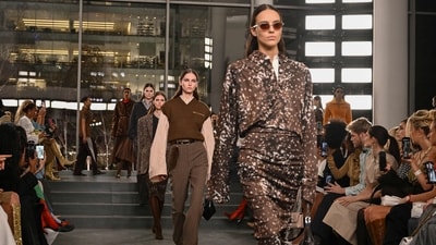 Models walk the runway during the Tory Burch Fall/Winter 2025 show at New York Fashion Week. (AFP) Models walk the runway during the Tory Burch Fall/Winter 2025 show at New York Fashion Week. (AFP)