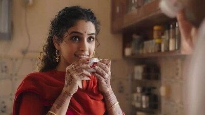 Sanya Malhotra's recent release Mrs. takes a blockbuster opening on ZEE5. Sanya Malhotra's recent release Mrs. takes a blockbuster opening on ZEE5.