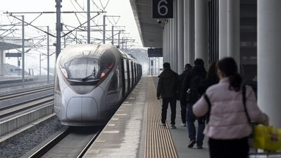 China Plans ‘Silver Trains’ to Encourage Ageing Boomers to Travel (Image by X/bloomberg) China Plans ‘Silver Trains’ to Encourage Ageing Boomers to Travel (Image by X/bloomberg)